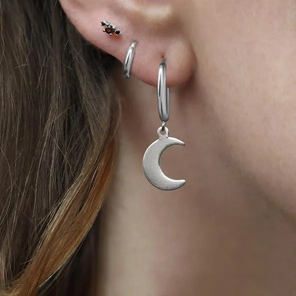 AYSU. Mini Moon Hoop Earrings - Silver