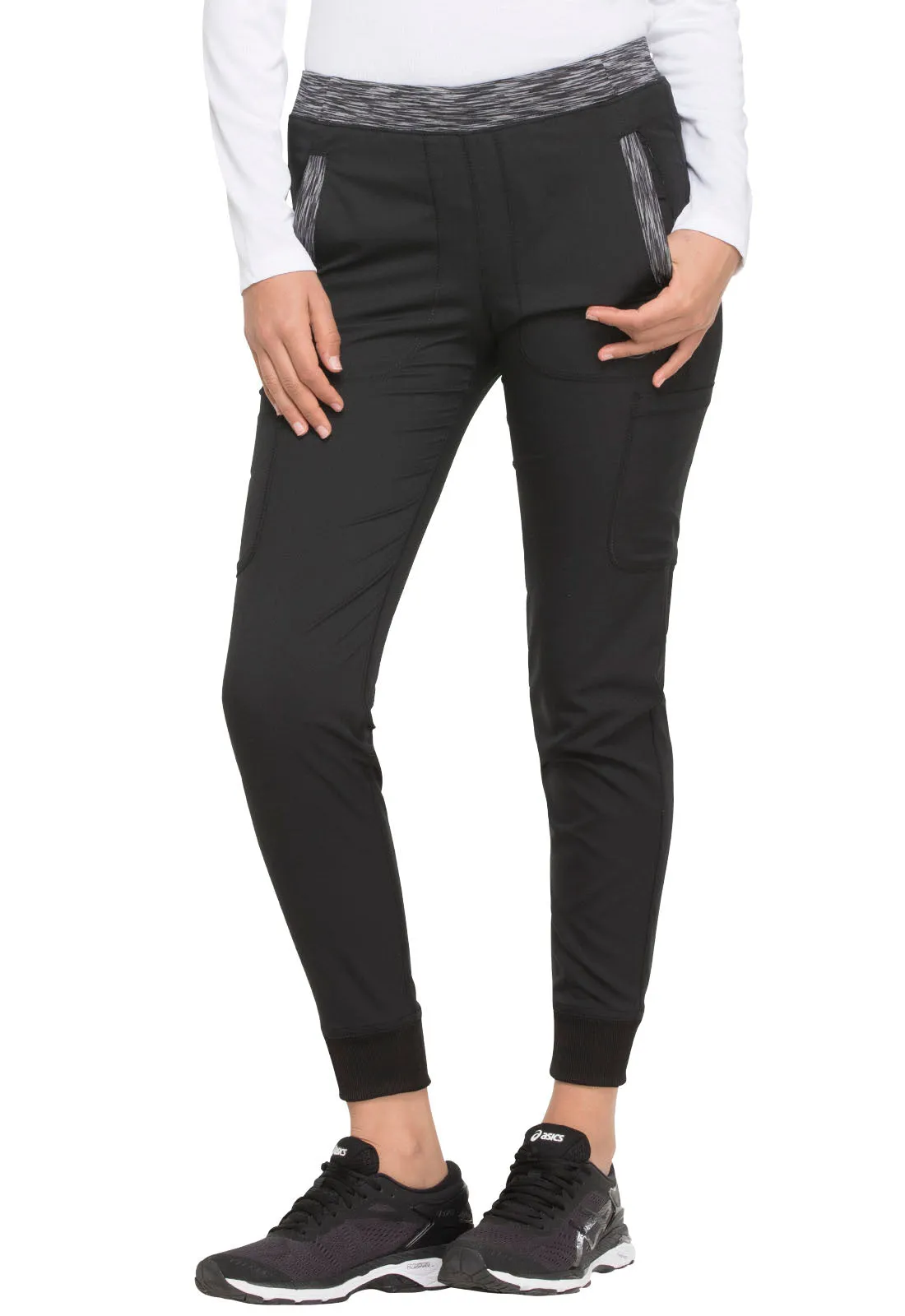 Dynamix - Women's Natural Rise Tapered Leg Jogger Pant