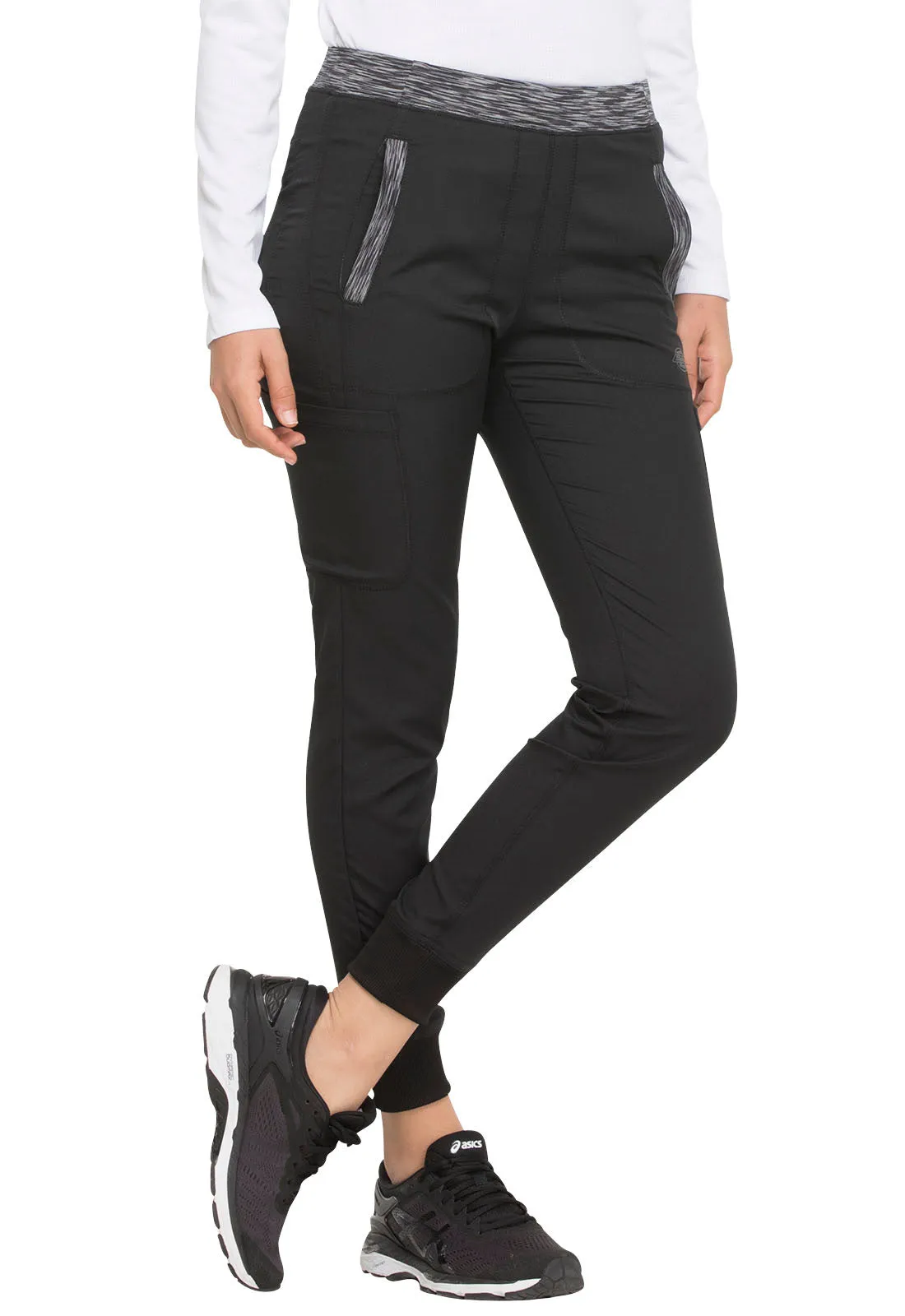 Dynamix - Women's Natural Rise Tapered Leg Jogger Pant