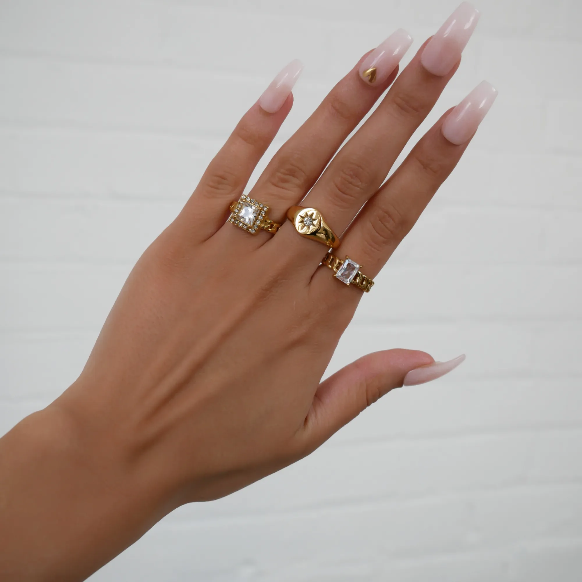 Laria Cuban Ring