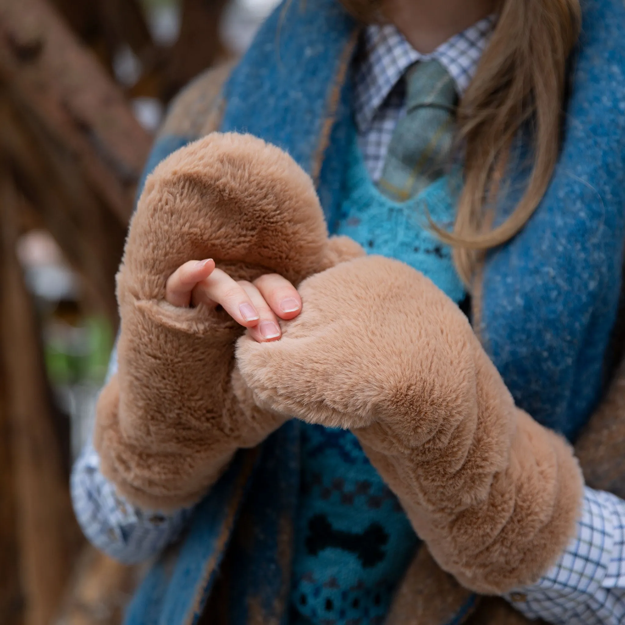 Women’s Faux Fur Mittens